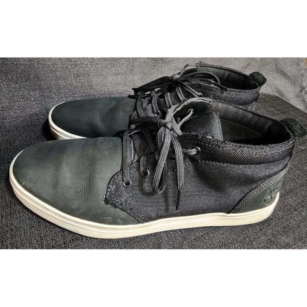 Timberland Davis Square Chukka Black‎ Nubuck Leather Sneaker Men's Size 11 EUC